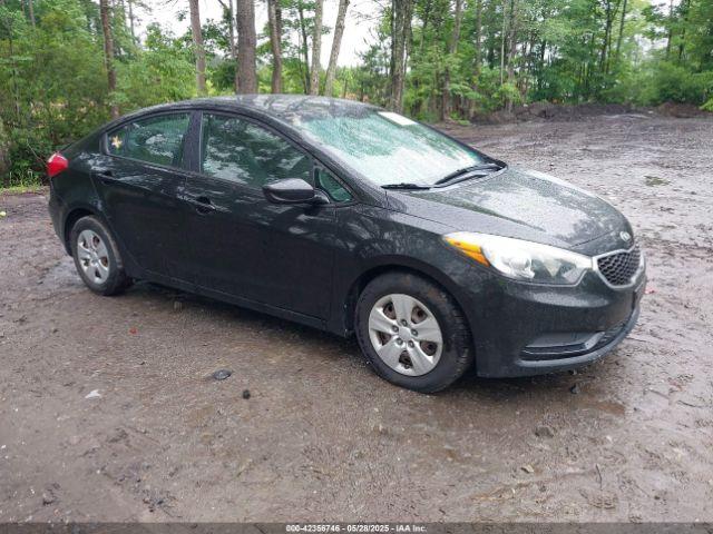  Salvage Kia Forte