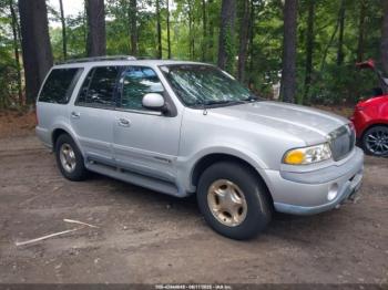  Salvage Lincoln Navigator