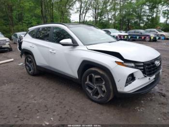  Salvage Hyundai TUCSON