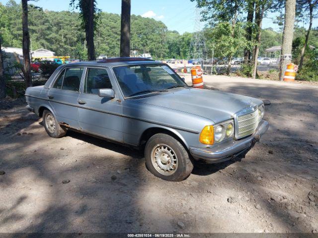  Salvage Mercedes-Benz 240d