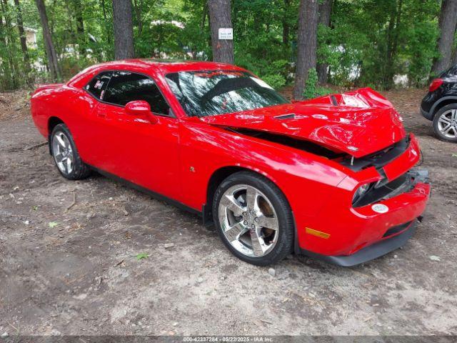  Salvage Dodge Challenger