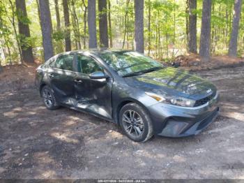  Salvage Kia Forte