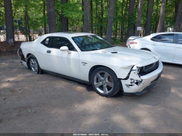  Salvage Dodge Challenger