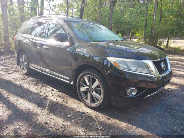  Salvage Nissan Pathfinder