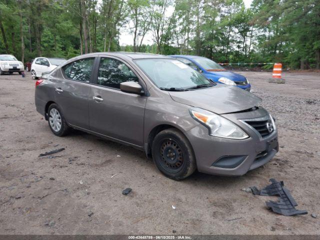  Salvage Nissan Versa