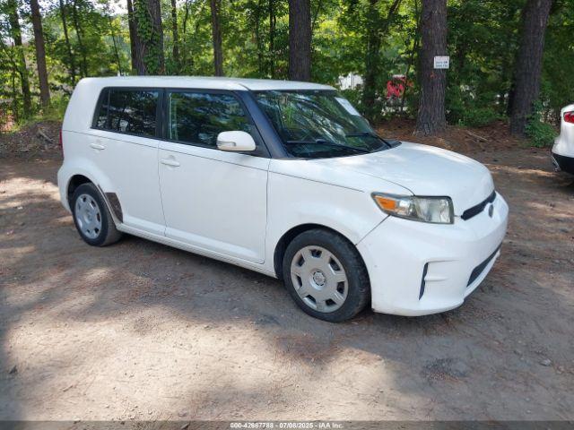  Salvage Scion xB