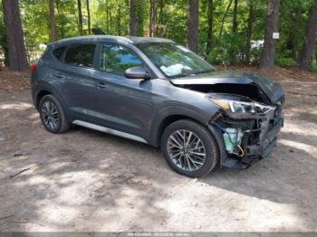  Salvage Hyundai TUCSON