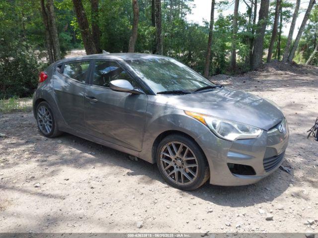  Salvage Hyundai VELOSTER