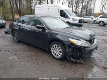  Salvage Nissan Altima