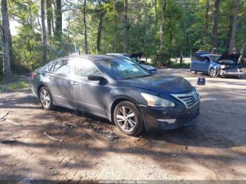  Salvage Nissan Altima