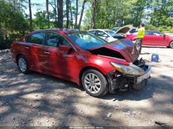  Salvage Nissan Altima
