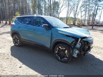  Salvage Kia Seltos