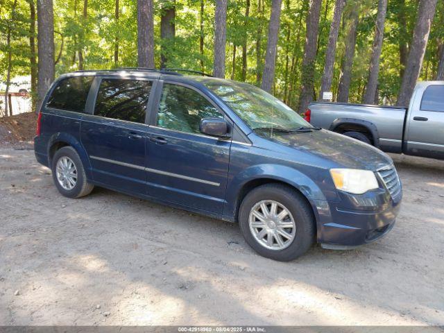  Salvage Chrysler Town & Country