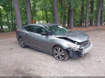  Salvage Nissan Maxima