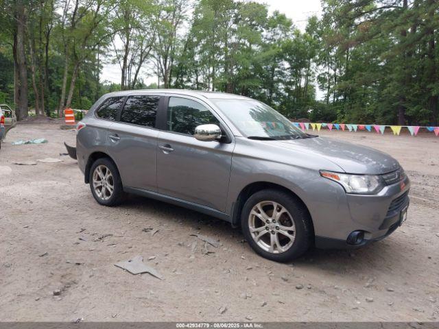  Salvage Mitsubishi Outlander