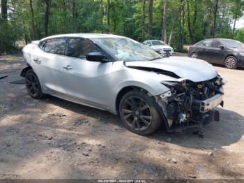  Salvage Nissan Maxima