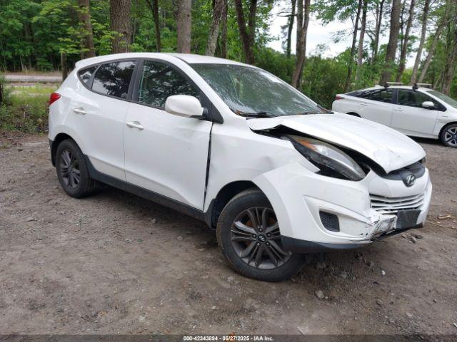  Salvage Hyundai TUCSON