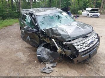  Salvage Ford Explorer