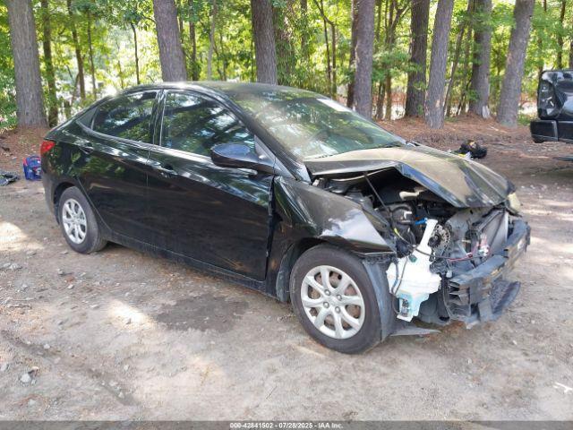  Salvage Hyundai ACCENT