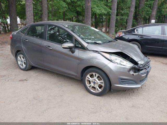  Salvage Ford Fiesta