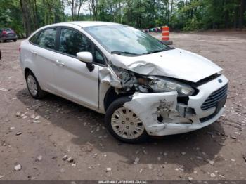  Salvage Ford Fiesta