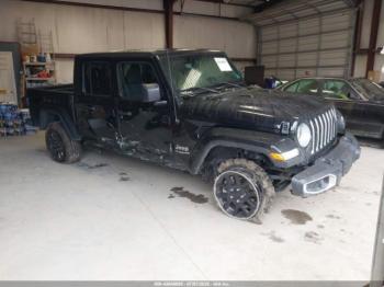  Salvage Jeep Gladiator