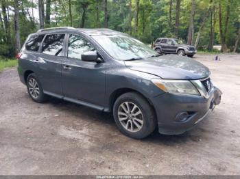  Salvage Nissan Pathfinder