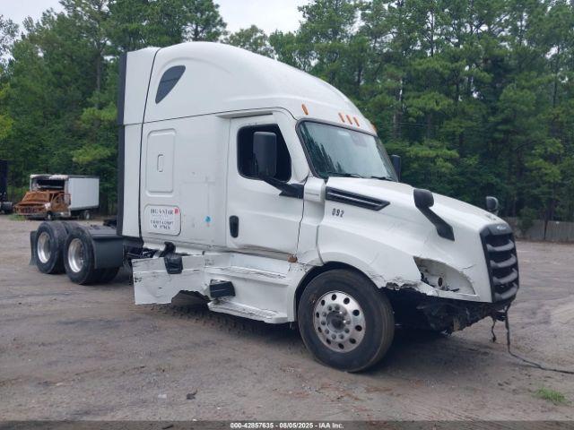  Salvage Freightliner New Cascadia 126