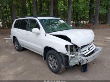  Salvage Toyota Highlander