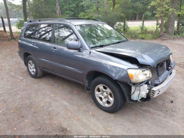  Salvage Toyota Highlander