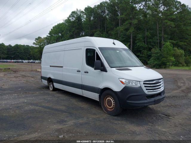  Salvage Freightliner Sprinter 2500