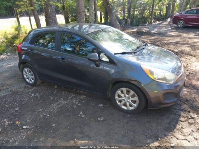  Salvage Kia Rio