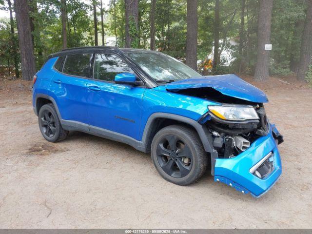  Salvage Jeep Compass