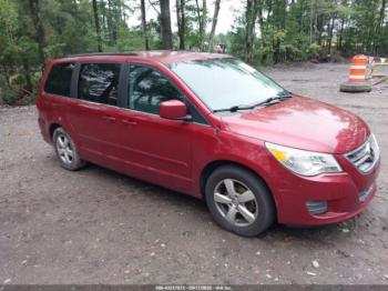  Salvage Volkswagen Routan