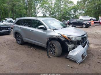  Salvage Toyota Highlander