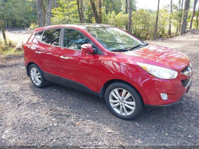  Salvage Hyundai TUCSON