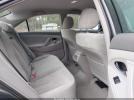 Toyota Camry Le Image 6