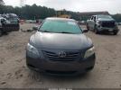 Toyota Camry Le Image 8