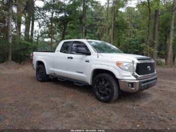  Salvage Toyota Tundra