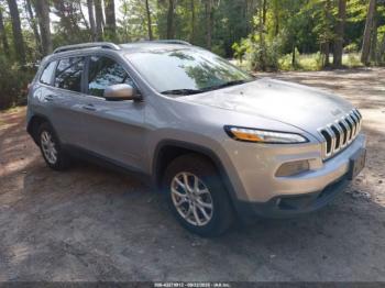  Salvage Jeep Cherokee