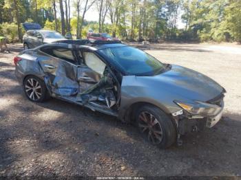  Salvage Nissan Maxima