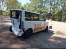 Scion xB Image 15
