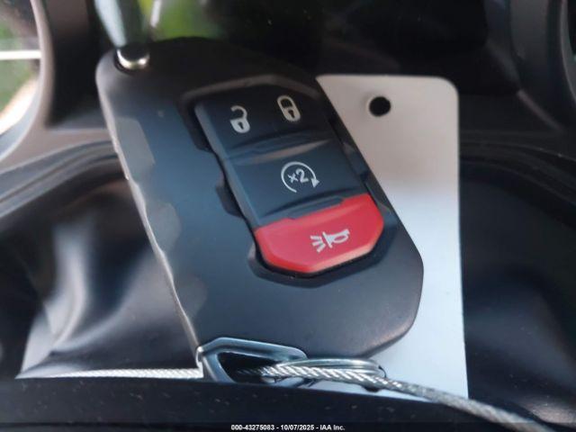 Jeep Gladiator Mojave Image 14