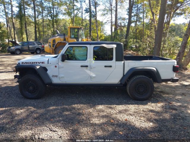 Jeep Gladiator Mojave Image 2