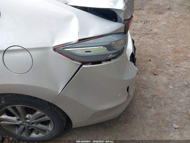 Hyundai ELANTRA Sel Image 4