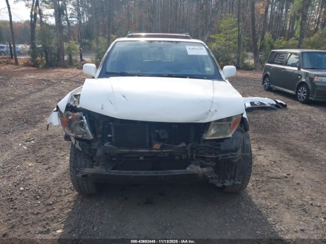 Nissan Pathfinder Le Image 8