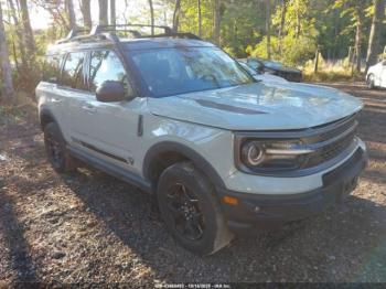  Salvage Ford Bronco