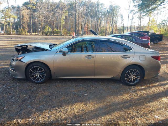 Lexus Es Image 15