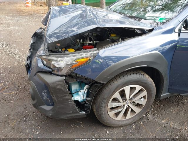 Subaru Outback Premium Image 8