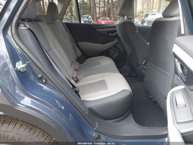Subaru Outback Premium Image 9